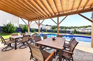 16803 Silversword Dr, Charlotte, NC 28213 - Photo 38