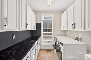 16803 Silversword Dr, Charlotte, NC 28213 - Photo 18