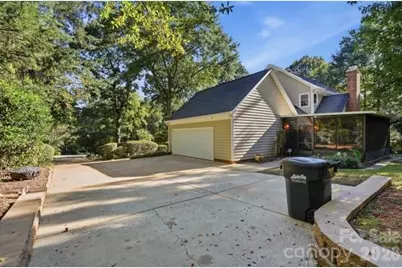 1677 Double Oaks Road, Fort Mill, SC 29715 - Photo 6