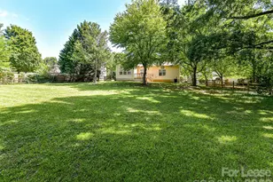 18418 Torrence Chapel Estates Cir, Cornelius, NC 28031 - Photo 10