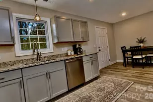 1305 Crawford Rd, Rock Hill, SC 29730 - Photo 8