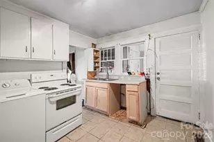 149 Woodlawn Dr, Statesville, NC 28677 - Photo 8