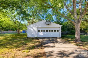 12001 Antebellum Dr, Charlotte, NC 28273 - Photo 28