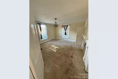 261 W Iredell Avenue, Mooresville, NC 28115 - Photo 16