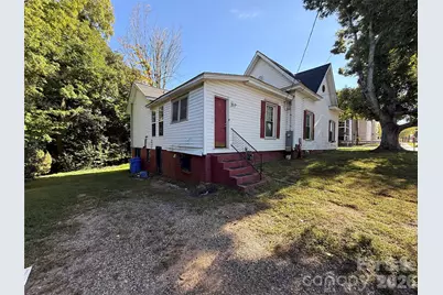 261 W Iredell Avenue, Mooresville, NC 28115 - Photo 12
