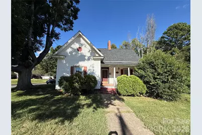 261 W Iredell Avenue, Mooresville, NC 28115 - Photo 1