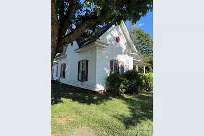 261 W Iredell Avenue, Mooresville, NC 28115 - Photo 32