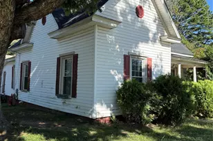 261 W Iredell Ave, Mooresville, NC 28115 - Photo 32
