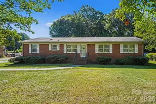 1204 Vickie Ln, Stallings, NC 28104 - Photo 2