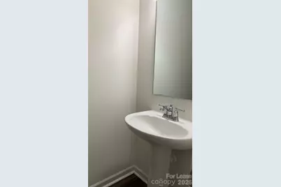 6049 Rizer Drive, Charlotte, NC 28269 - Photo 8