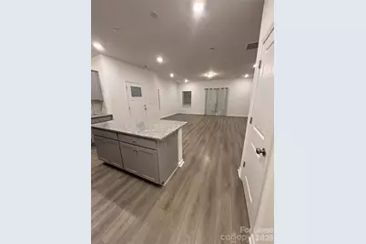 5034 Falstone Drive, Charlotte, NC 28269 - Photo 10