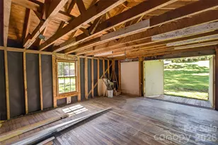 117 Edgewood Ave, Landrum, SC 29356 - Photo 20