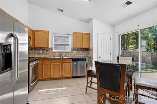 5327 Fernhill Dr, Charlotte, NC 28217 - Photo 6