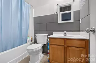 5327 Fernhill Dr, Charlotte, NC 28217 - Photo 16