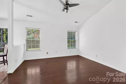 5327 Fernhill Drive, Charlotte, NC 28217 - Photo 4