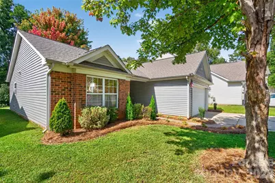 5327 Fernhill Drive, Charlotte, NC 28217 - Photo 2