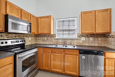 5327 Fernhill Drive, Charlotte, NC 28217 - Photo 8