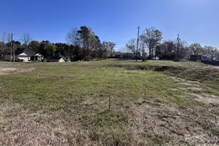 832 Kathryn Dr SE, Concord, NC 28025 - Photo 1