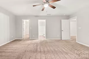 3229 Kayla Ln, Charlotte, NC 28215 - Photo 16