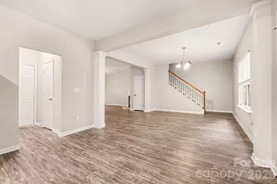 3229 Kayla Lane, Charlotte, NC 28215 - Photo 6