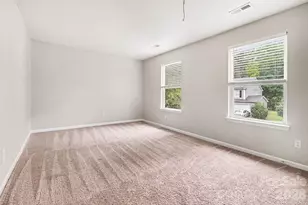 3229 Kayla Ln, Charlotte, NC 28215 - Photo 18