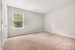3229 Kayla Ln, Charlotte, NC 28215 - Photo 14