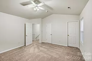 9306 Tiger Lily Ln, Charlotte, NC 28215 - Photo 22