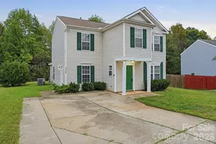 9306 Tiger Lily Ln, Charlotte, NC 28215 - Photo 2
