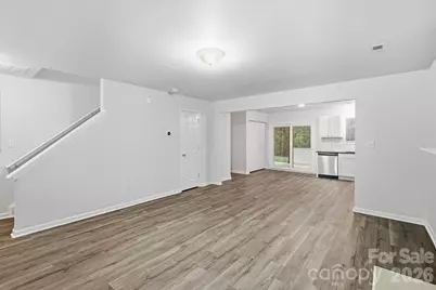 9306 Tiger Lily Lane, Charlotte, NC 28215 - Photo 10