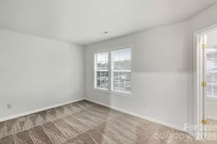9306 Tiger Lily Ln, Charlotte, NC 28215 - Photo 24