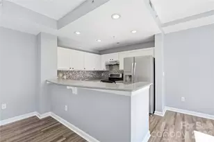 718 W Trade St, Charlotte, NC 28202 - Photo 12
