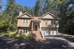 383 Lee Ave, Lexington, NC 27295 - Photo 1