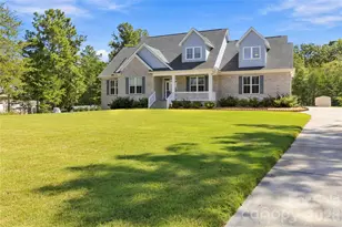 418 Kingsburry Rd, Clover, SC 29710 - Photo 4