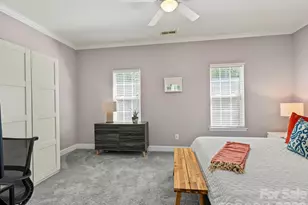 4460 Yoruk Forest Ln, Charlotte, NC 28211 - Photo 16