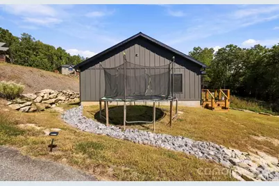 669 Crystal Heights Drive, Hendersonville, NC 28739 - Photo 40