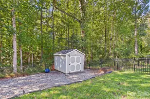 1358 26th Ave NE, Hickory, NC 28601 - Photo 36