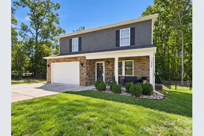 1358 26th Avenue NE, Hickory, NC 28601 - Photo 1