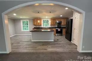 1034 Hidden View Loop, Marion, NC 28752 - Photo 8