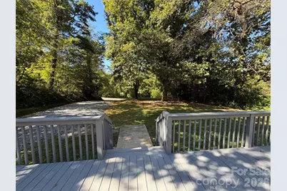 1034 Hidden View Loop, Marion, NC 28752 - Photo 32