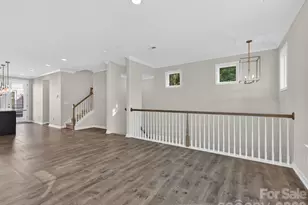 332 Hastings Run Dr, Charlotte, NC 28211 - Photo 18