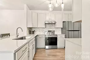 19819 Deer Valley Dr, Cornelius, NC 28031 - Photo 1
