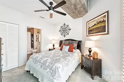 210 N Church Street #3415, Charlotte, NC 28202 - Photo 24