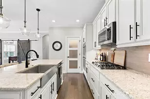 2213 Lincolnshire Ln, Waxhaw, NC 28173 - Photo 10