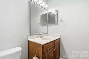 614 E 9th St, Charlotte, NC 28202 - Photo 36