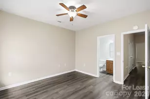 614 E 9th St, Charlotte, NC 28202 - Photo 34