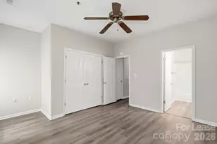 614 E 9th St, Charlotte, NC 28202 - Photo 40