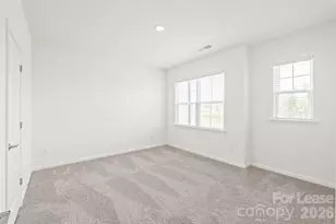 5807 Clear Creek Ln, Charlotte, NC 28215 - Photo 28