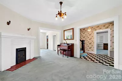 606 Rutherford Road, Marion, NC 28752 - Photo 10