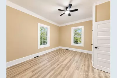 303 N Rose Avenue, Kannapolis, NC 28083 - Photo 14