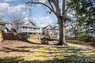 320 E Worthington Avenue, Charlotte, NC 28203 - Photo 12